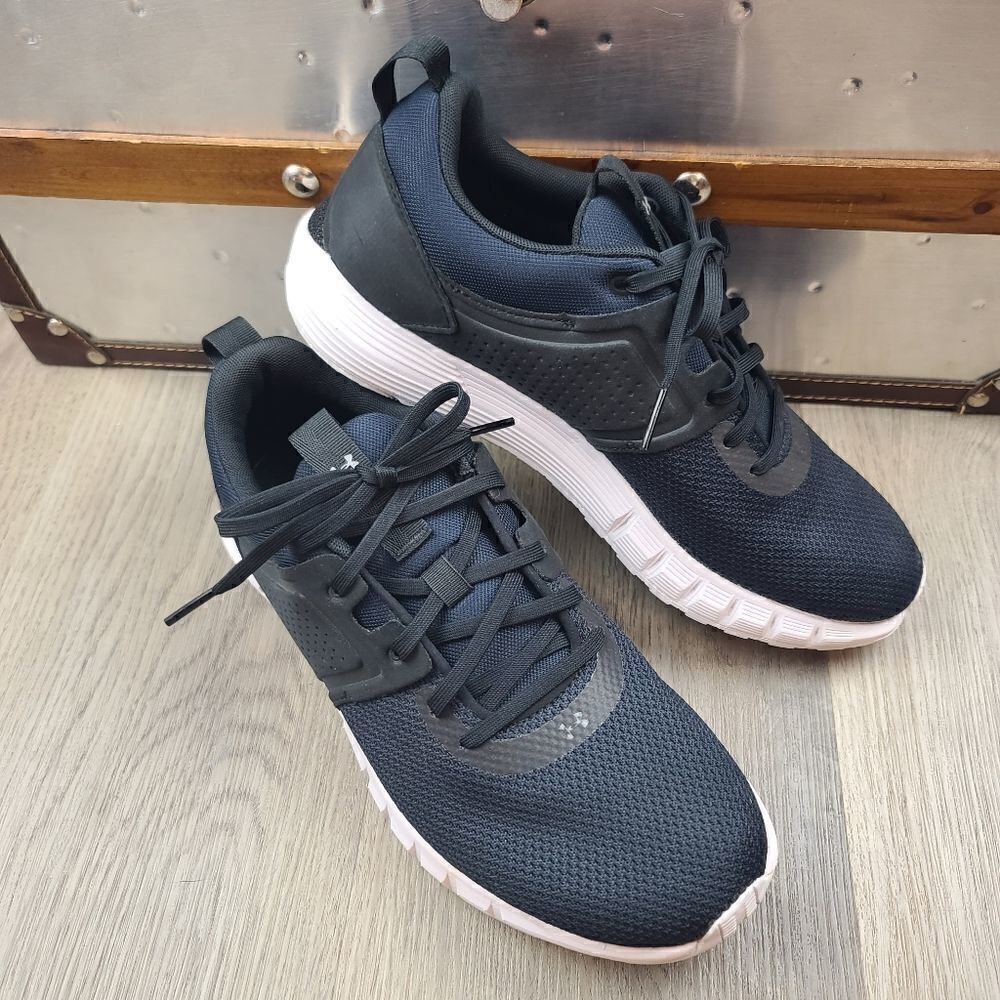 Under Armour HOVR CTW Running Sneakers size 10